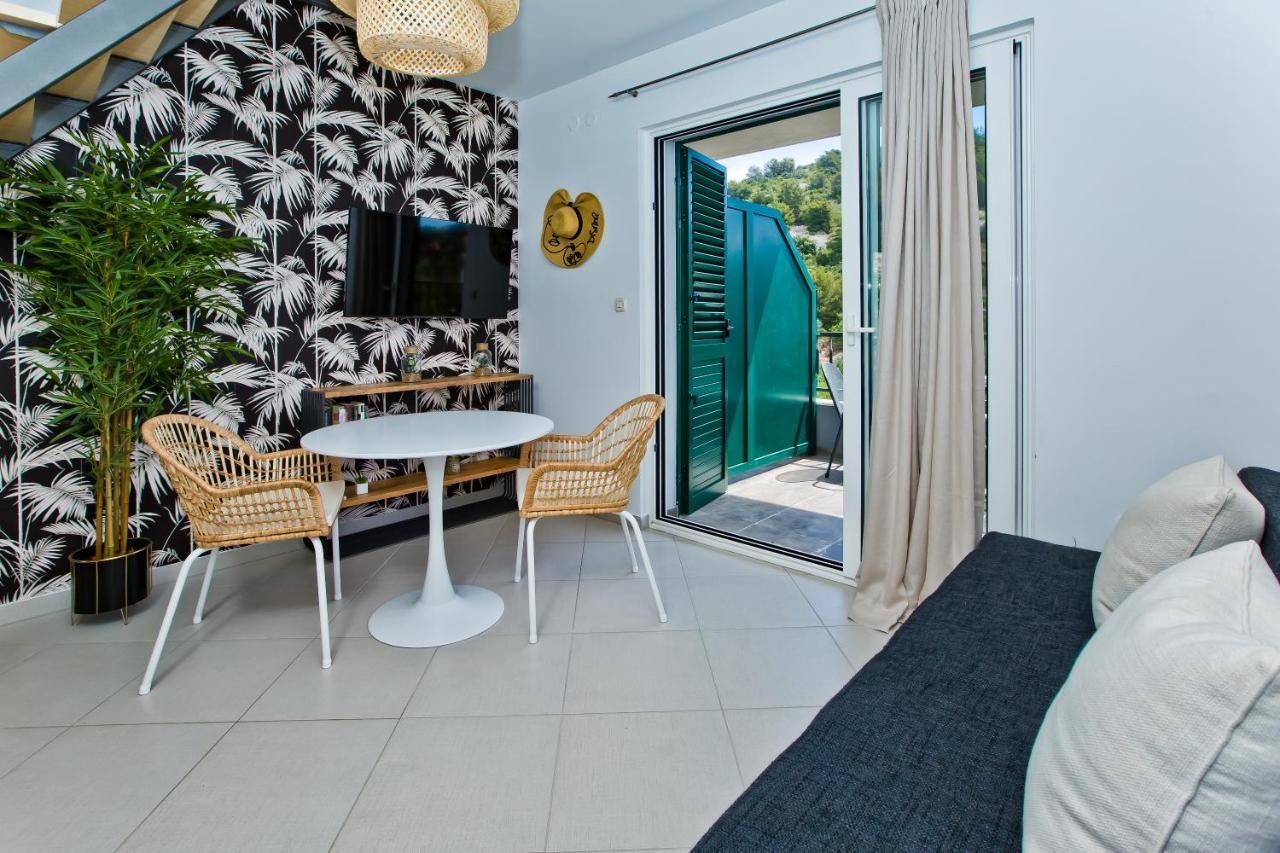 Luxurious Apartments Maslina With Beach Milna  Zewnętrze zdjęcie
