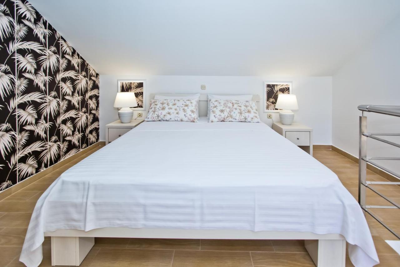 Luxurious Apartments Maslina With Beach Milna  Zewnętrze zdjęcie