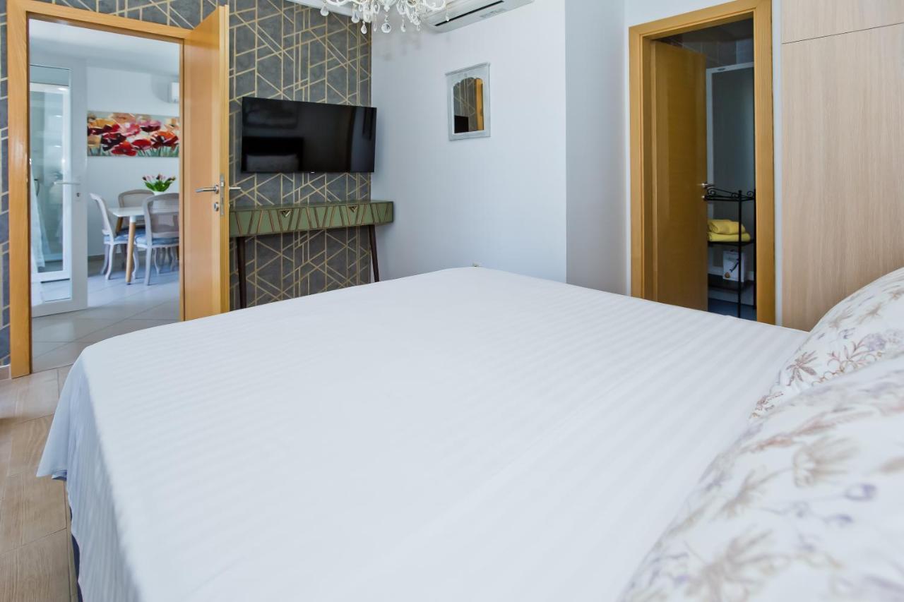 Luxurious Apartments Maslina With Beach Milna  Zewnętrze zdjęcie