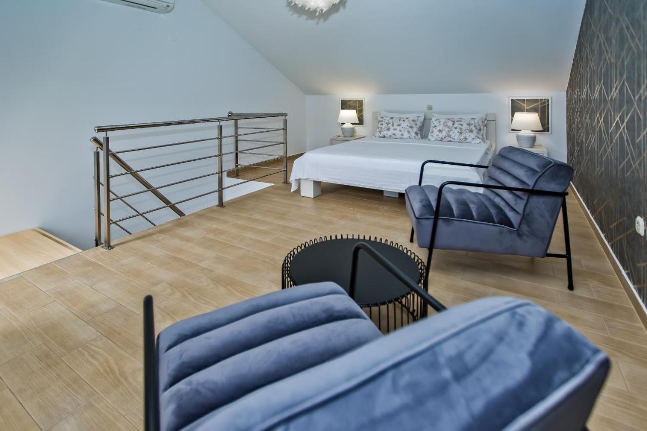 Luxurious Apartments Maslina With Beach Milna  Zewnętrze zdjęcie