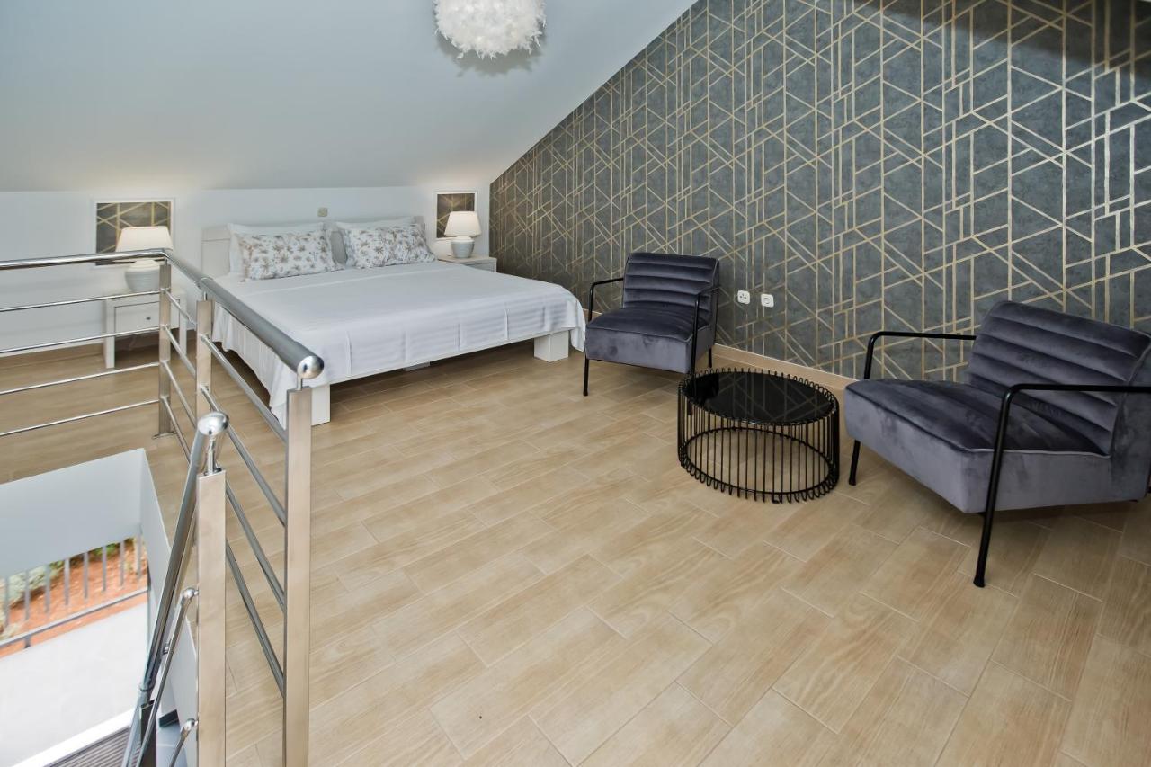 Luxurious Apartments Maslina With Beach Milna  Zewnętrze zdjęcie