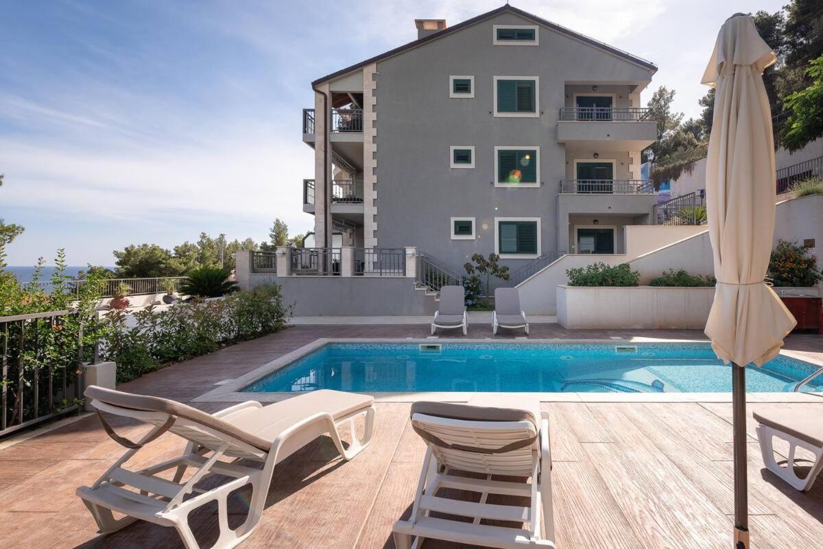 Luxurious Apartments Maslina With Beach Milna  Zewnętrze zdjęcie